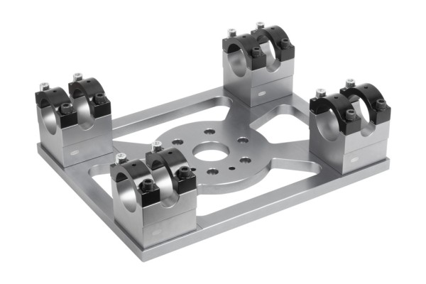 Roboterflansch mit Rohr